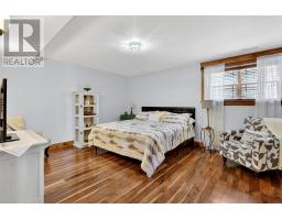 94 Amber Drive thumbnail 42