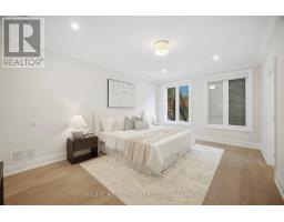 Living room - 107 Trethewey Drive, Toronto, ON M6M4B6 Photo 23