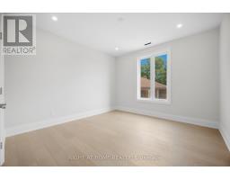 107 Trethewey Drive, Toronto, ON M6M4B6 Photo 45