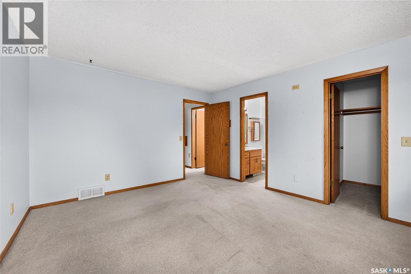 3643 White BAY, Regina — photo 19
