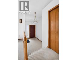 2pc Bathroom - 3643 White Bay, Regina, SK S4S7C9 Photo 6