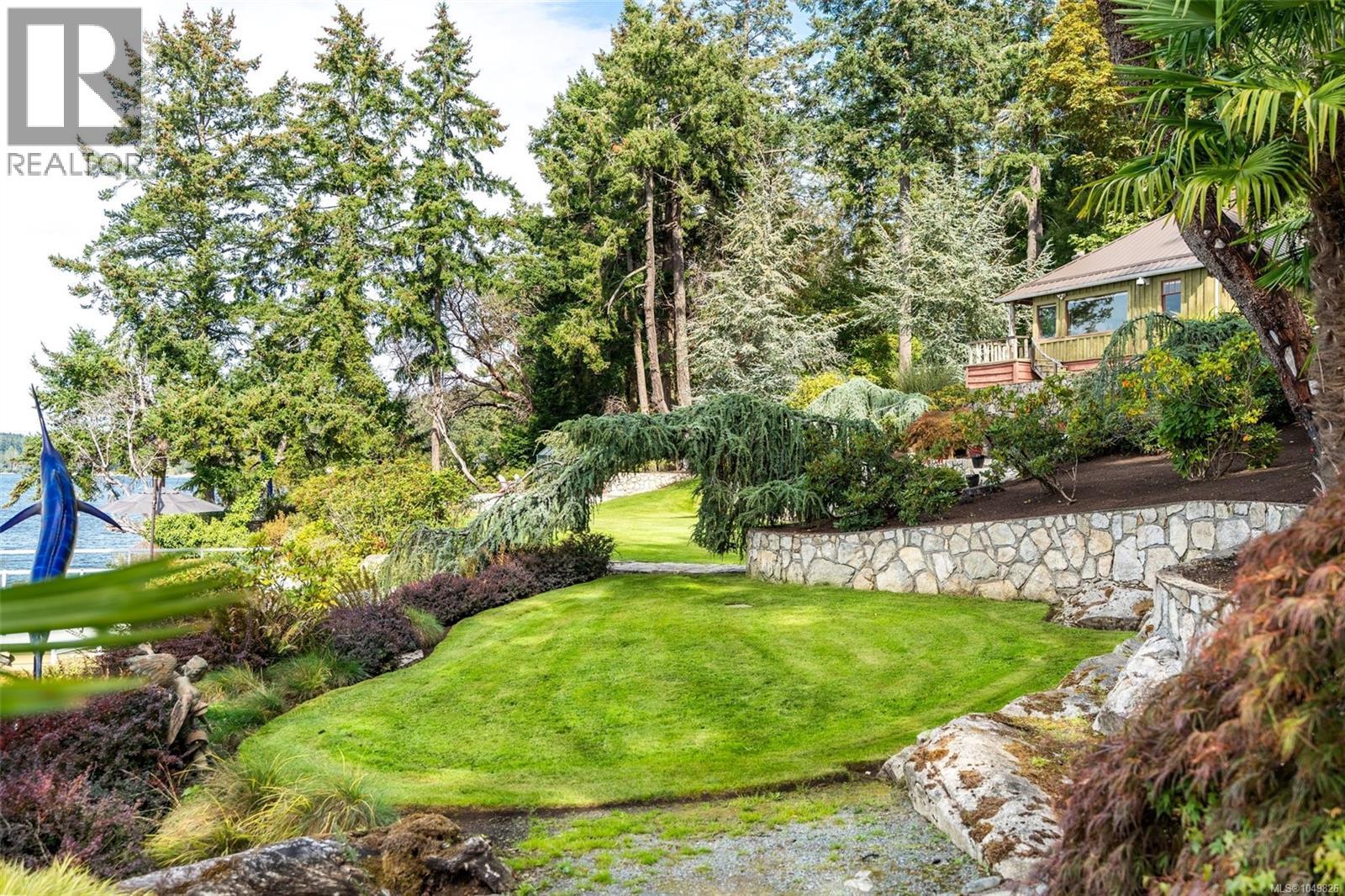 8530 & 8520 West Saanich Rd - 52