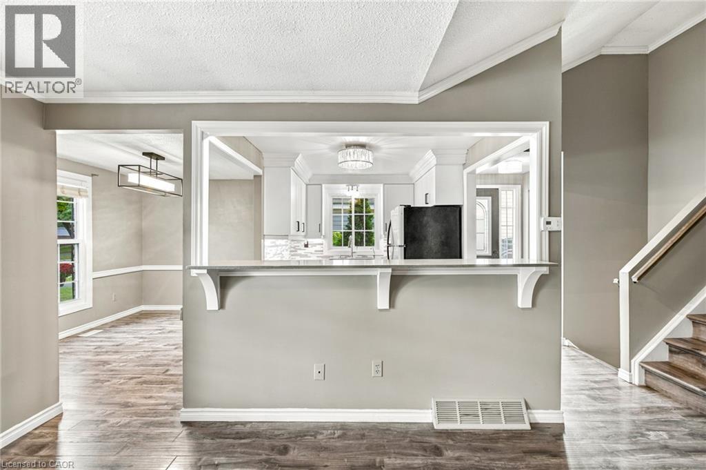 42 MACTEITH Court - Image 15