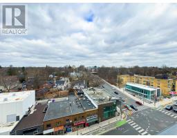 1005 - 2020 Bathurst Street, Toronto, ON M5P0A6 Photo 11