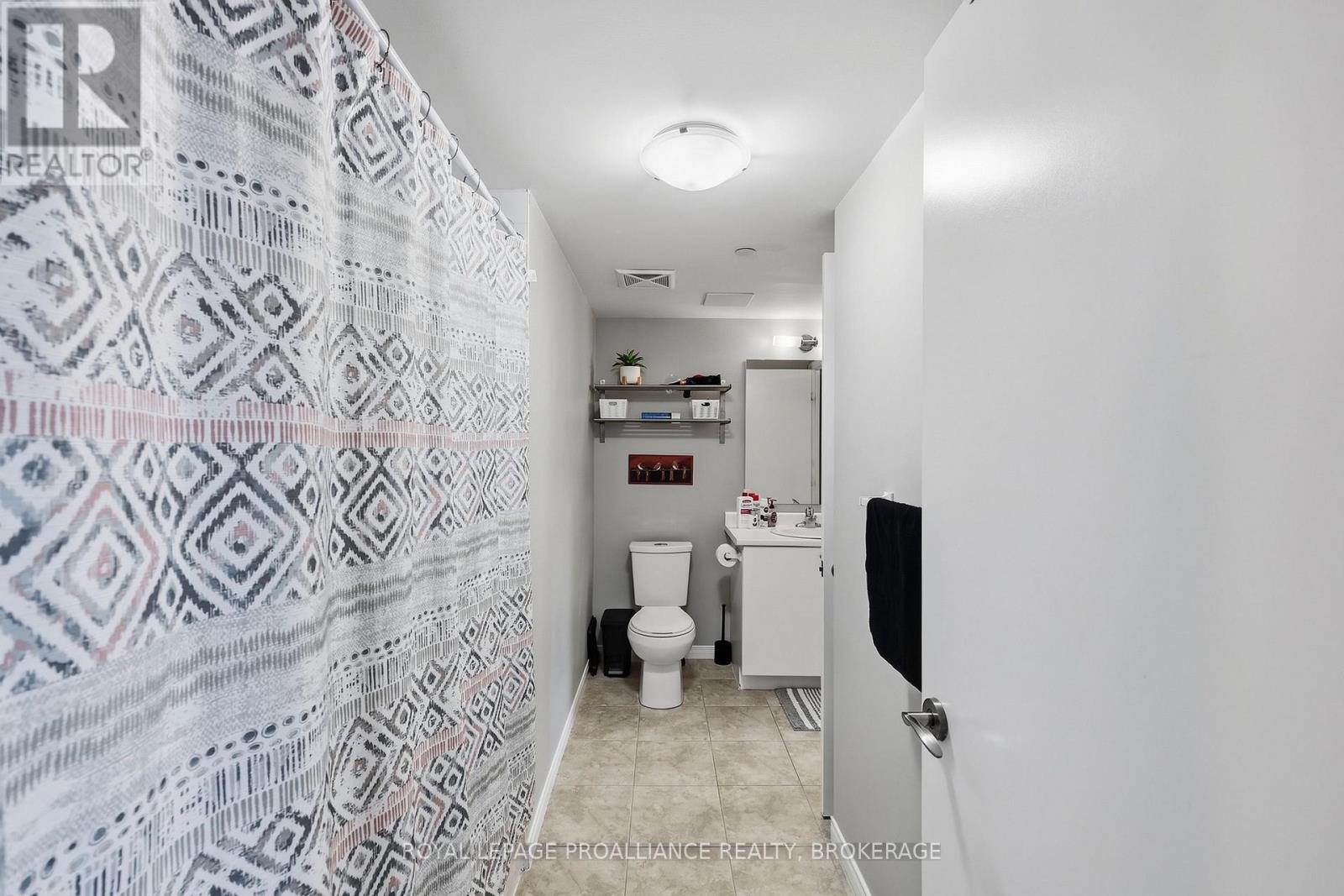 #501 121 QUEEN STREET - Image 19