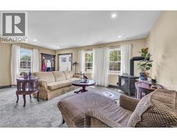 458 County Rd 34 West, Kingsville, ON N8M2X5 Photo 13