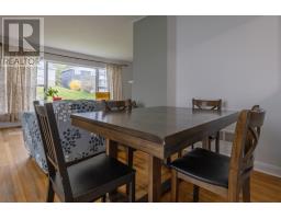 49 Brookfield Avenue thumbnail 3