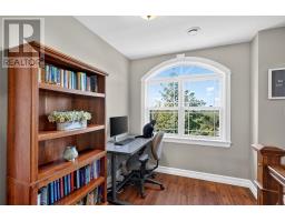 16 Hillview Place thumbnail 24