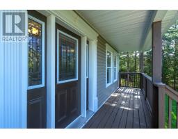 16 Hillview Place thumbnail 3
