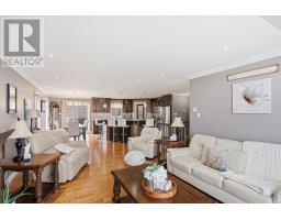 56 Bondar Street thumbnail 8
