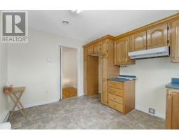 17 Cedar Drive thumbnail 10