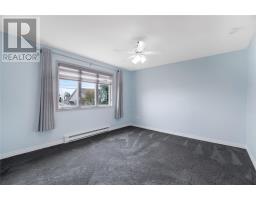 17 Cedar Drive thumbnail 11
