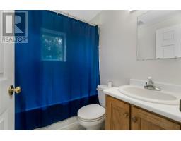 17 Cedar Drive thumbnail 26