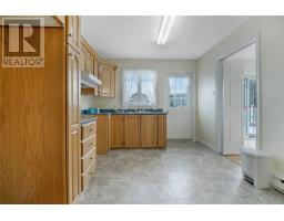 17 Cedar Drive thumbnail 8