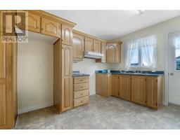 17 Cedar Drive thumbnail 9