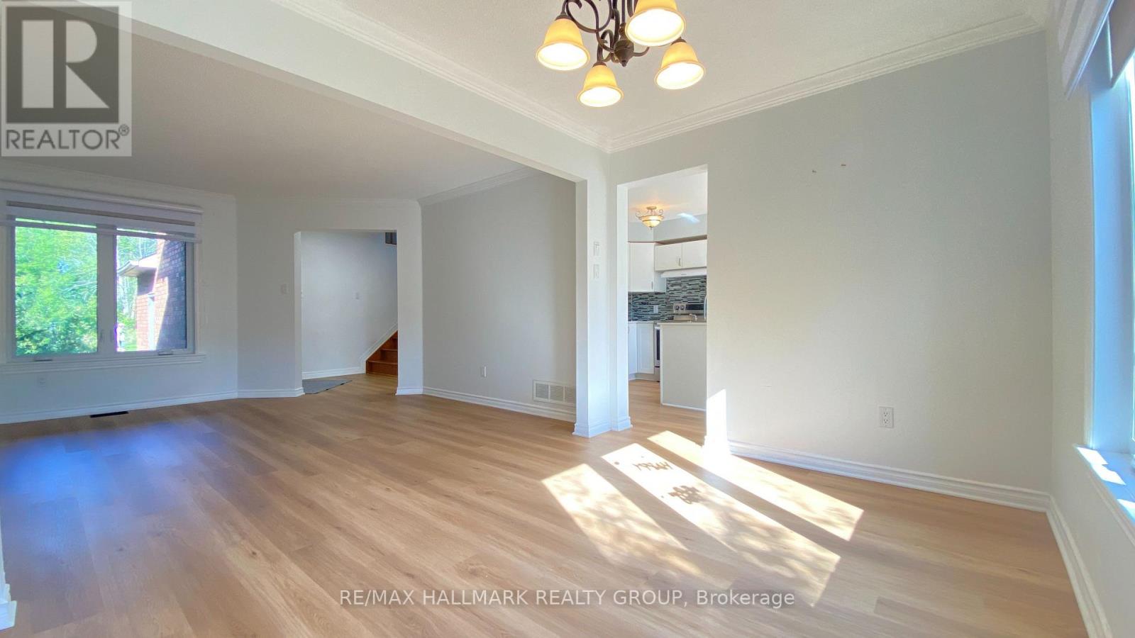 128 GRENADIER WAY - 14
