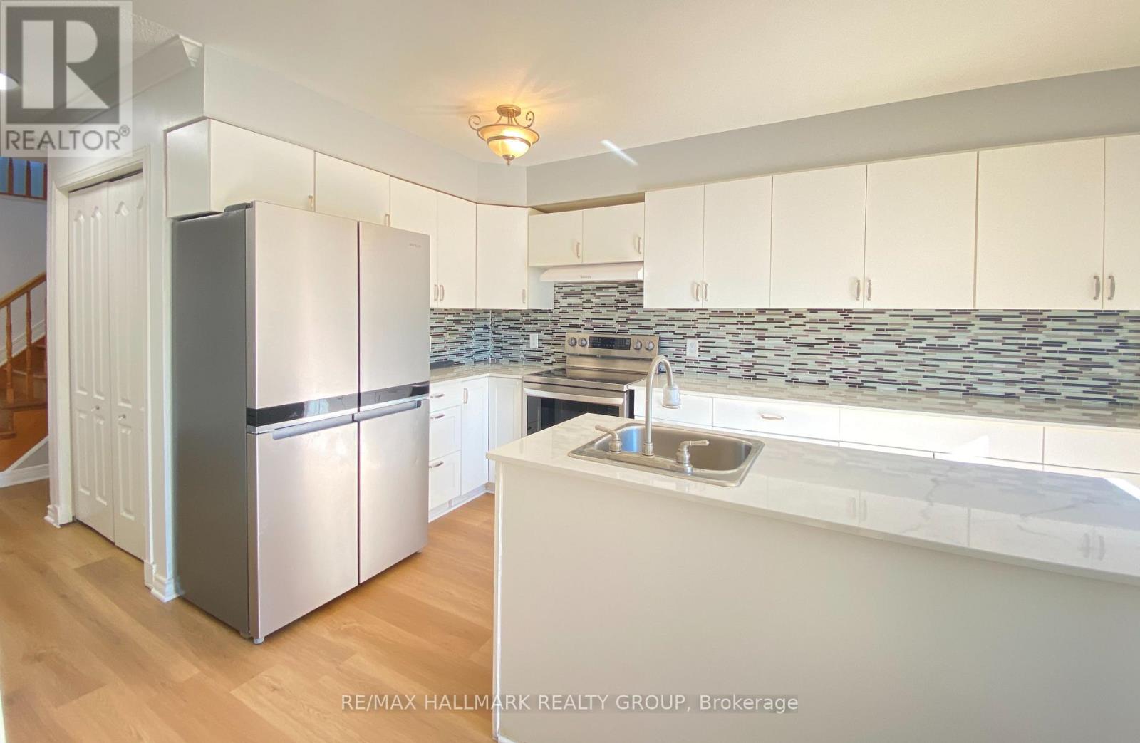 128 GRENADIER WAY - Image 16