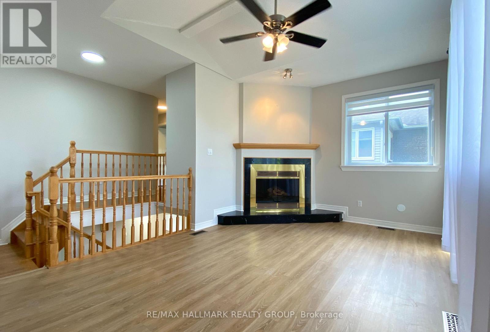 128 GRENADIER WAY - 20