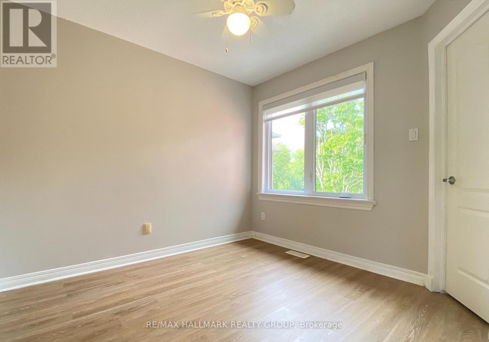 128 GRENADIER WAY - 30