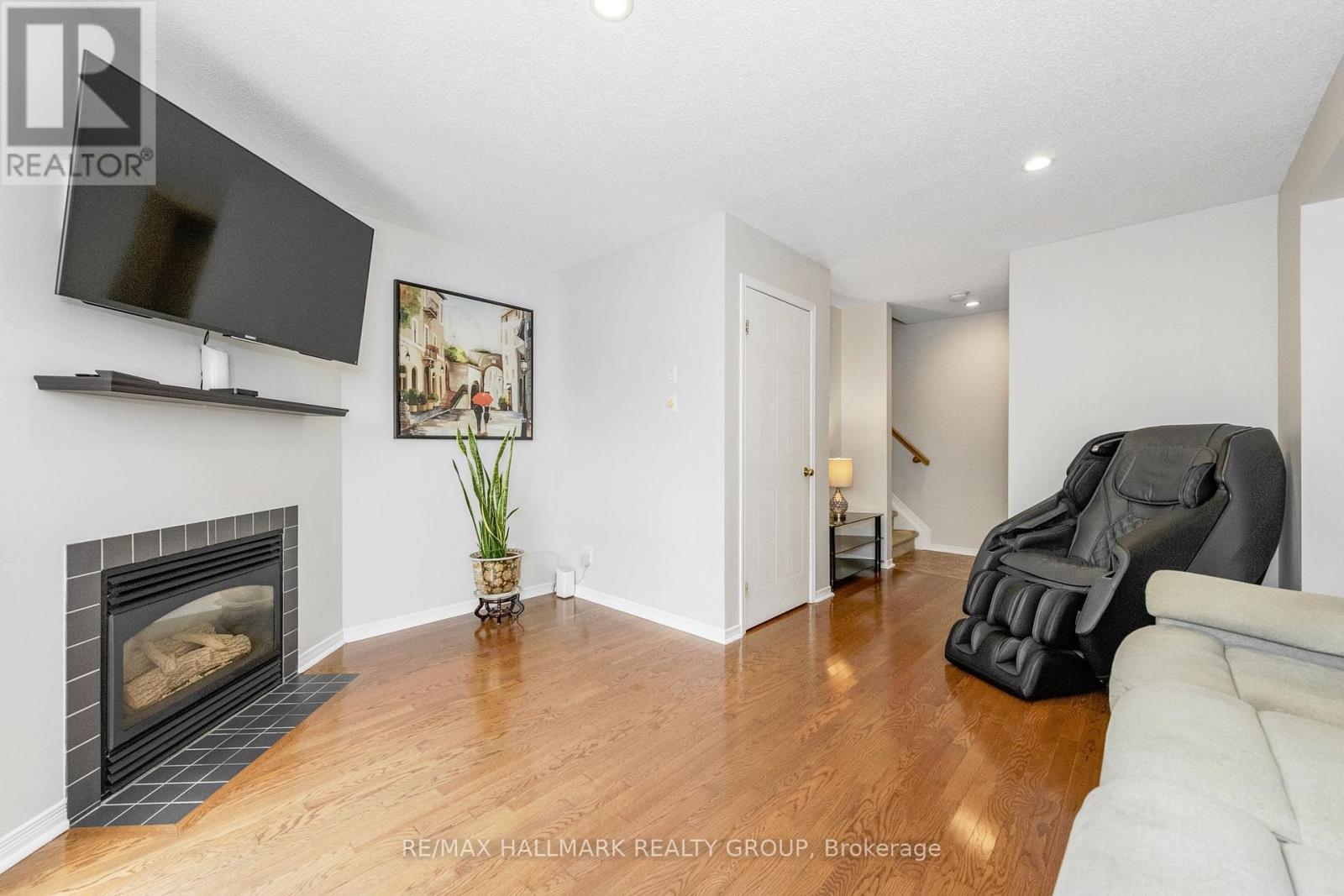 15 PROVENDER AVENUE - 10
