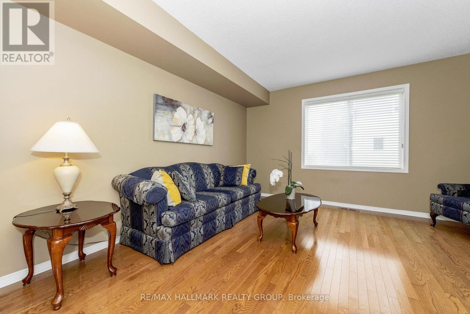 15 PROVENDER AVENUE - 13