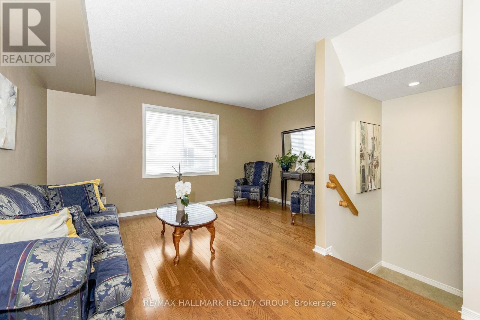 15 PROVENDER AVENUE - 14