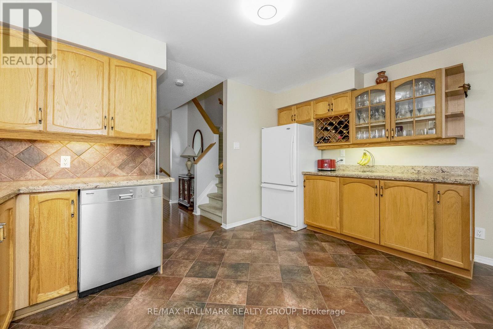 15 PROVENDER AVENUE - Image 22