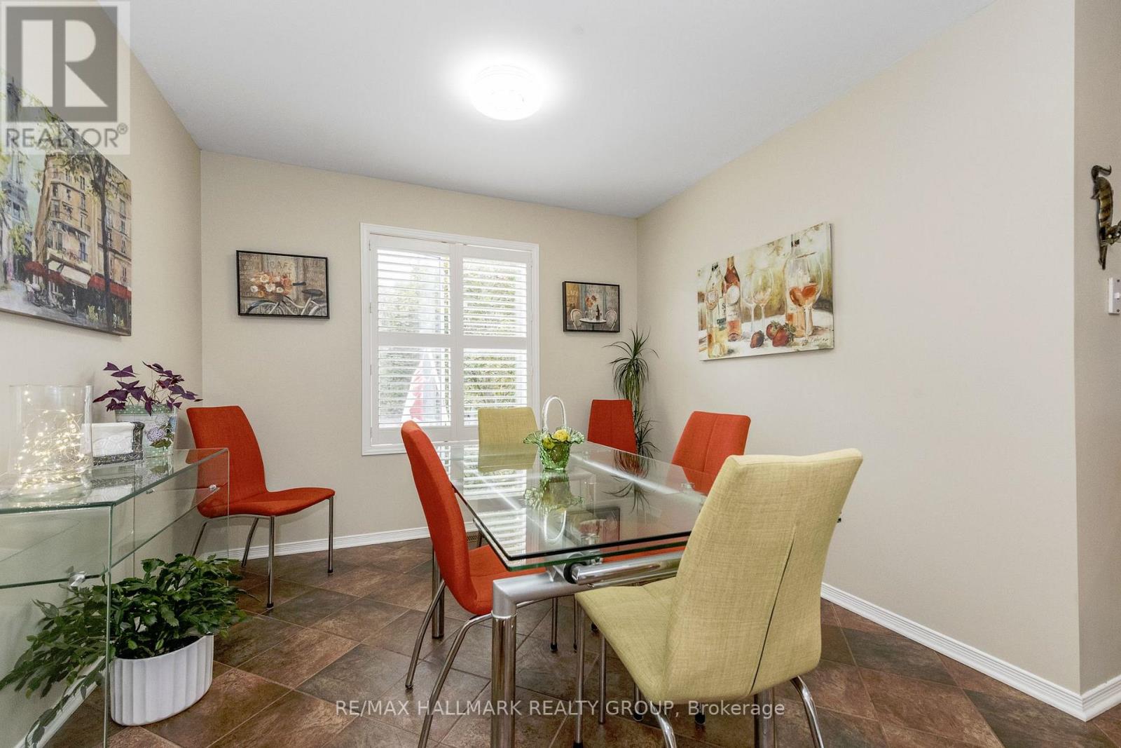 15 PROVENDER AVENUE - 24