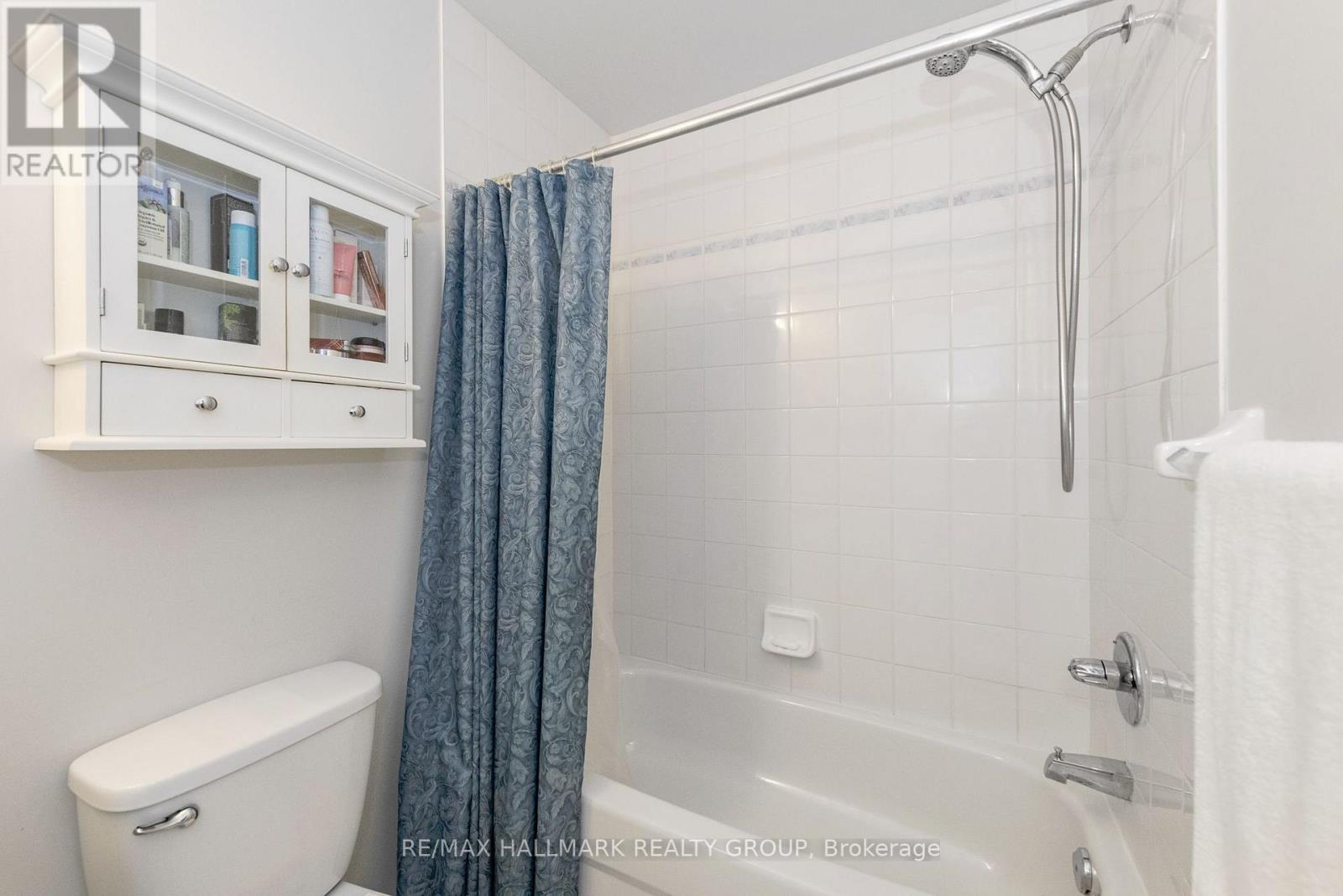 15 PROVENDER AVENUE - 37