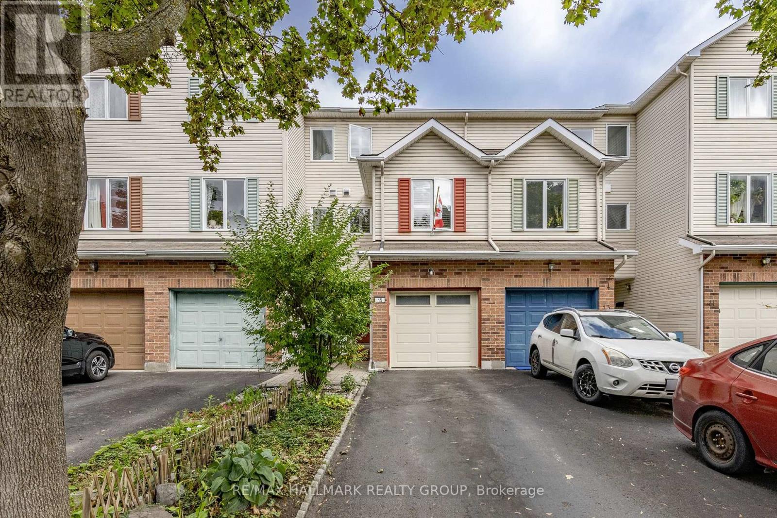 15 PROVENDER AVENUE - 4
