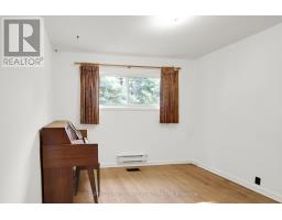 11 Wallford Way, Ottawa, ON K2E6B1 Photo 22