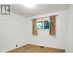 11 Wallford Way, Ottawa, ON K2E6B1 Photo 24