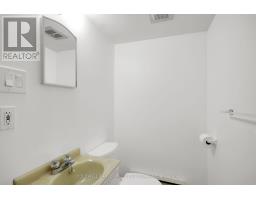 11 Wallford Way, Ottawa, ON K2E6B1 Photo 37