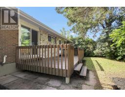 11 Wallford Way, Ottawa, ON K2E6B1 Photo 40
