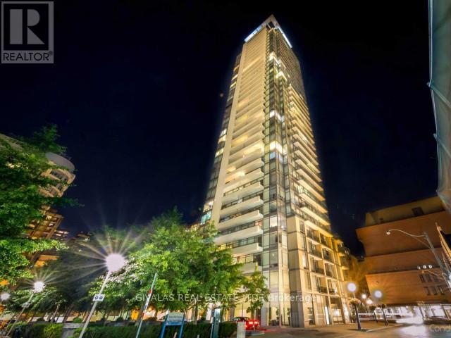 Photo of 18 Yorkville Avenue
