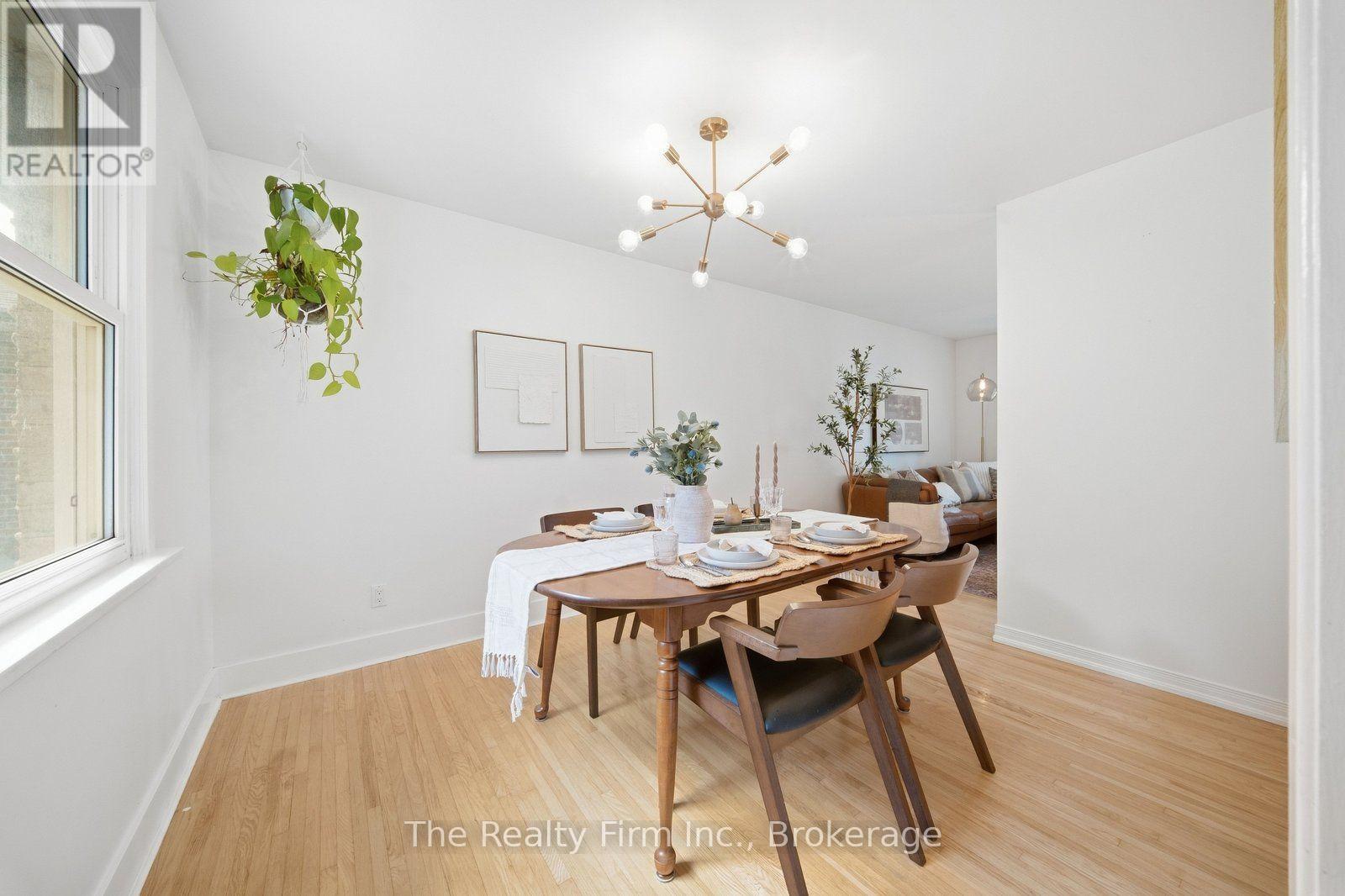 760 GLADSTONE DRIVE - 15