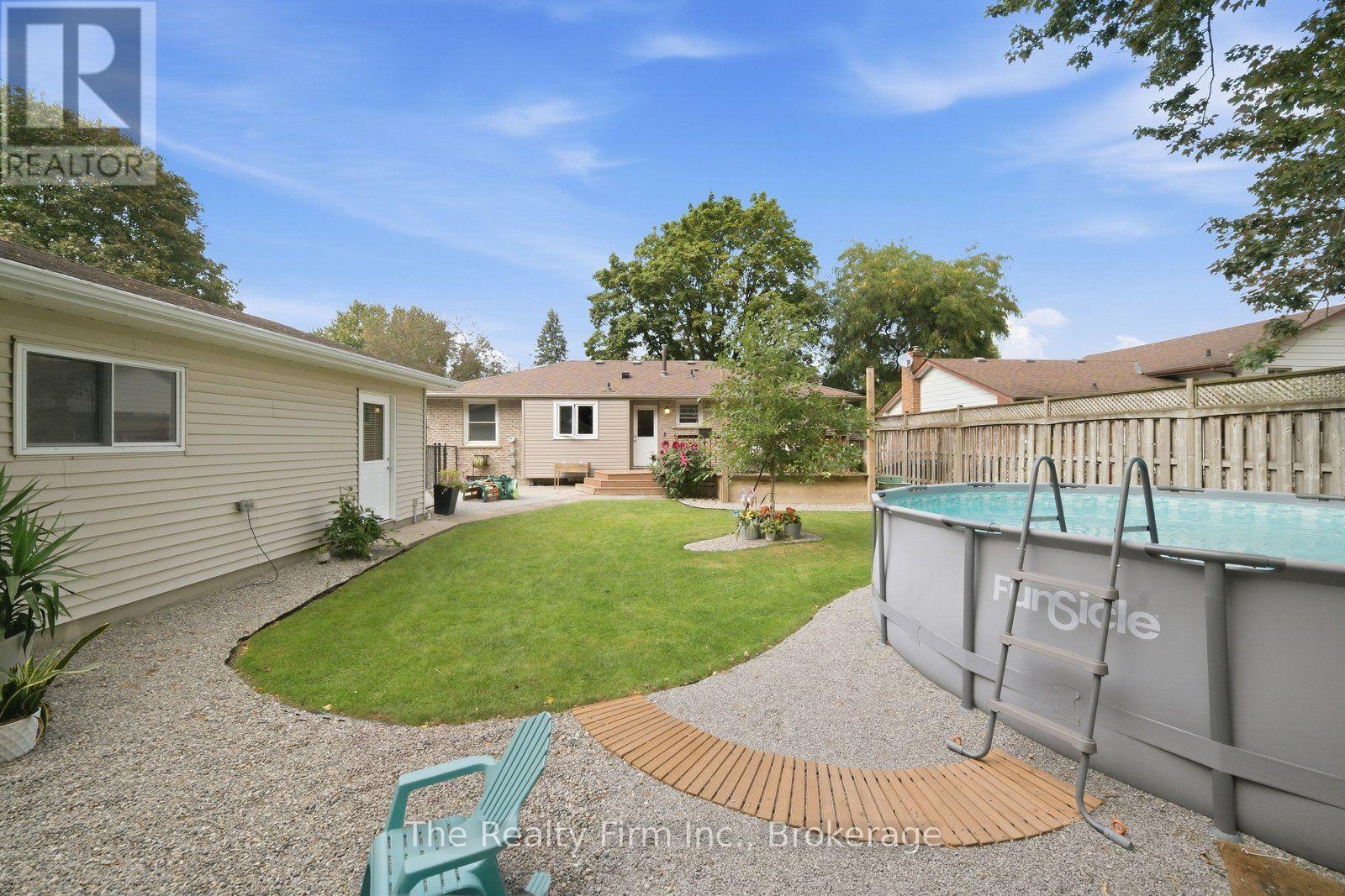 760 GLADSTONE DRIVE - 29