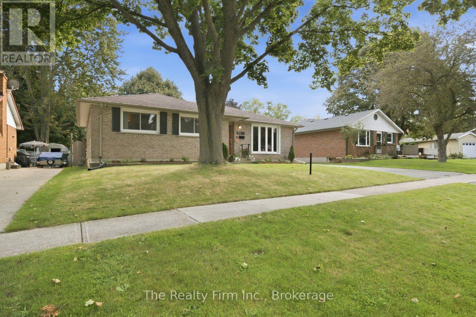 760 GLADSTONE DRIVE - 3