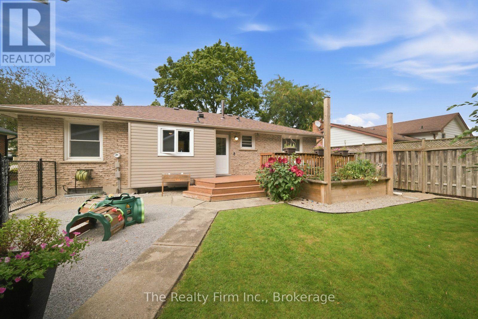 760 GLADSTONE DRIVE - Image 30