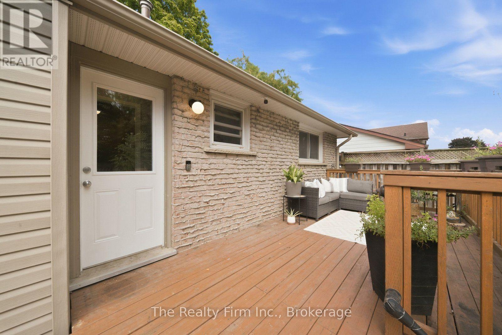 760 GLADSTONE DRIVE - 31