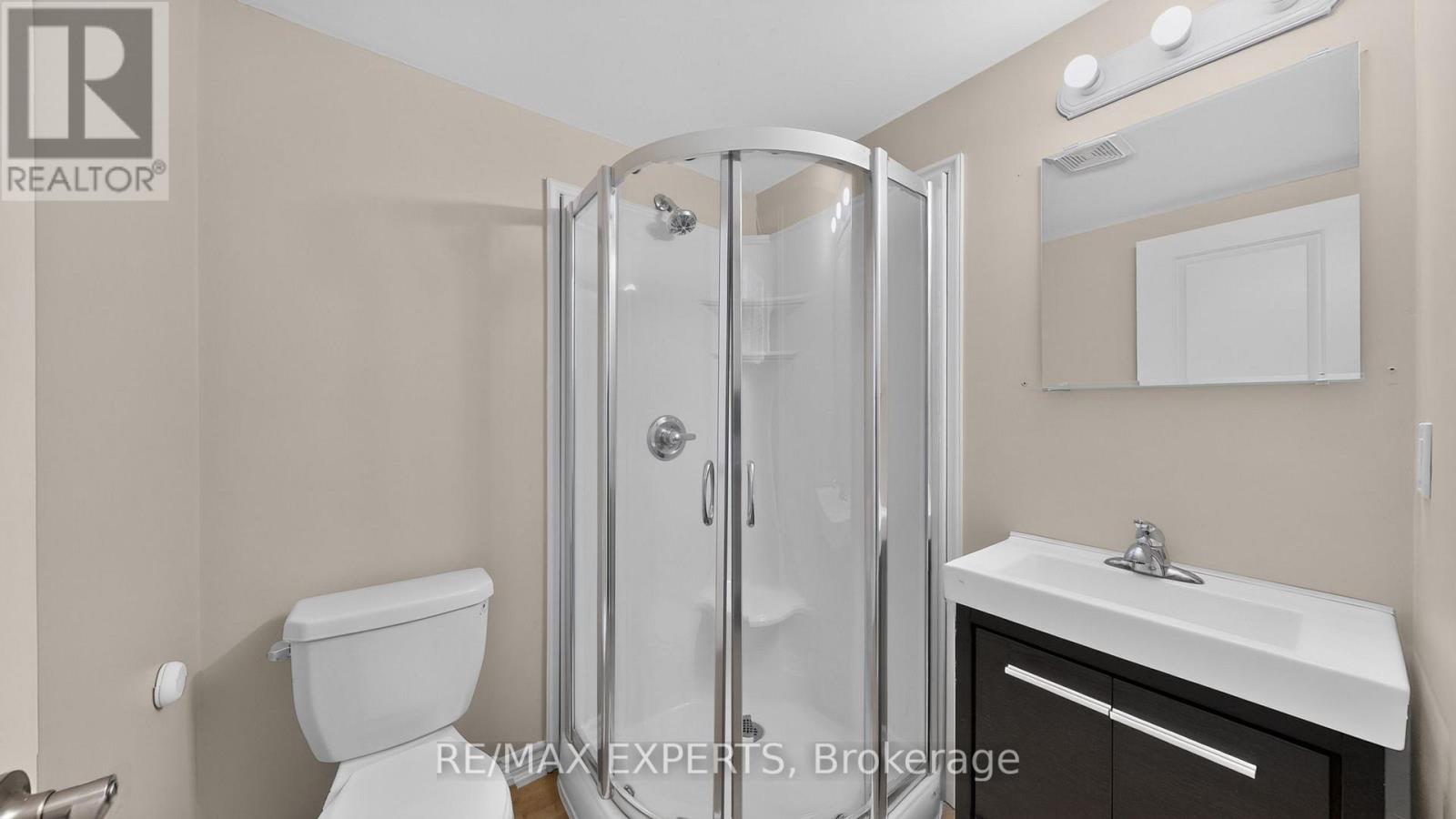 #13 246 PENETANGUISHENE ROAD - 7