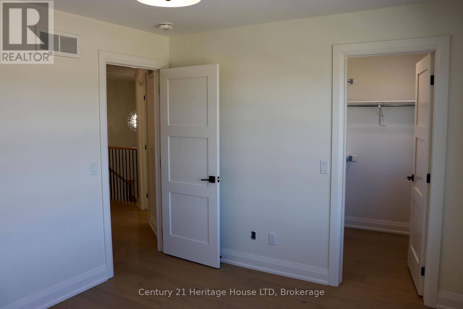 8890 ANGIE DRIVE - Image 33