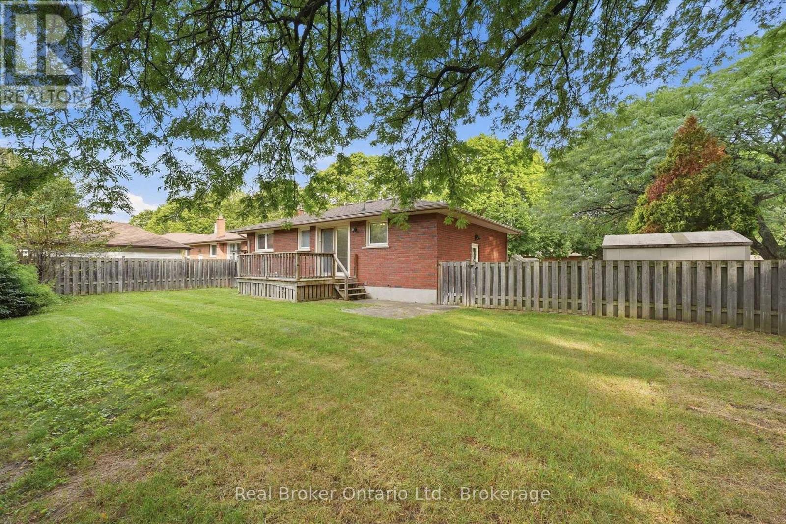 28 BRENTWOOD DRIVE - 37