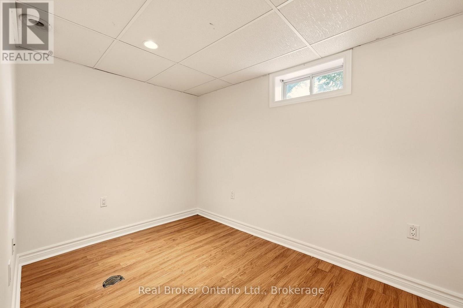 28 BRENTWOOD DRIVE - Image 29