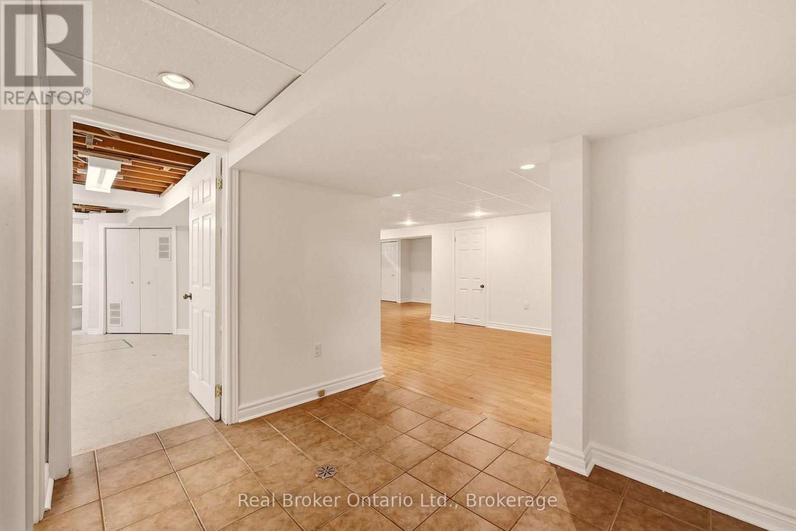 28 BRENTWOOD DRIVE - Image 24
