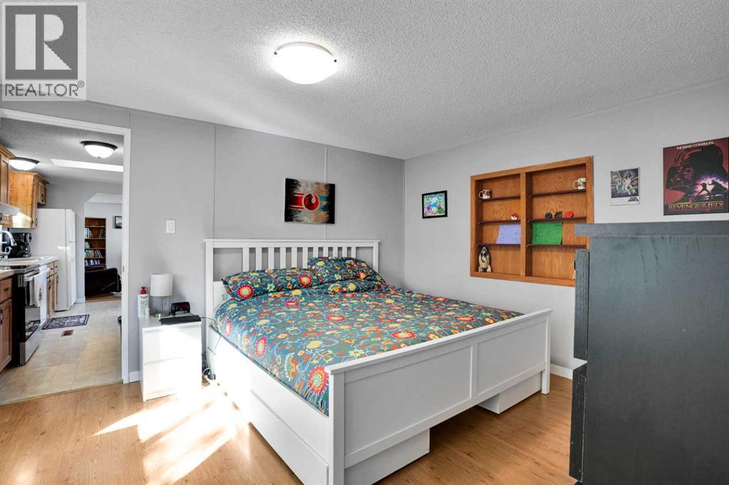 929 Briarwood Crescent - Image 39