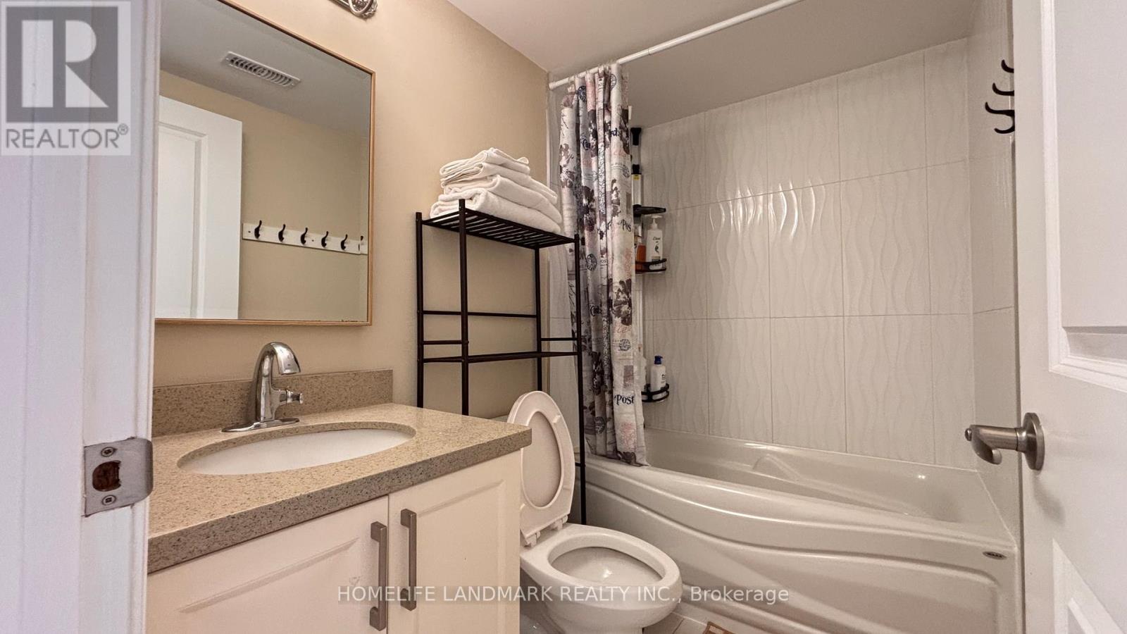 #1 122 COURTLAND AVENUE E - 7