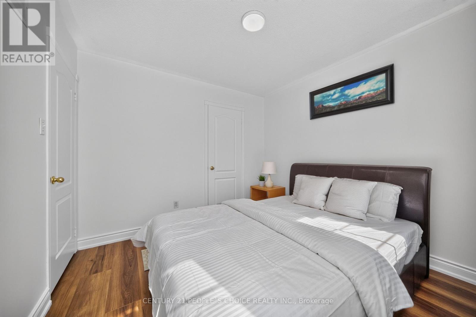 44 MONACO COURT - 32