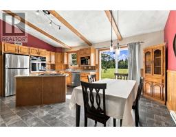 Living room - 509 Route 16, Pointe De Bute, NB E4L2N2 Photo 9