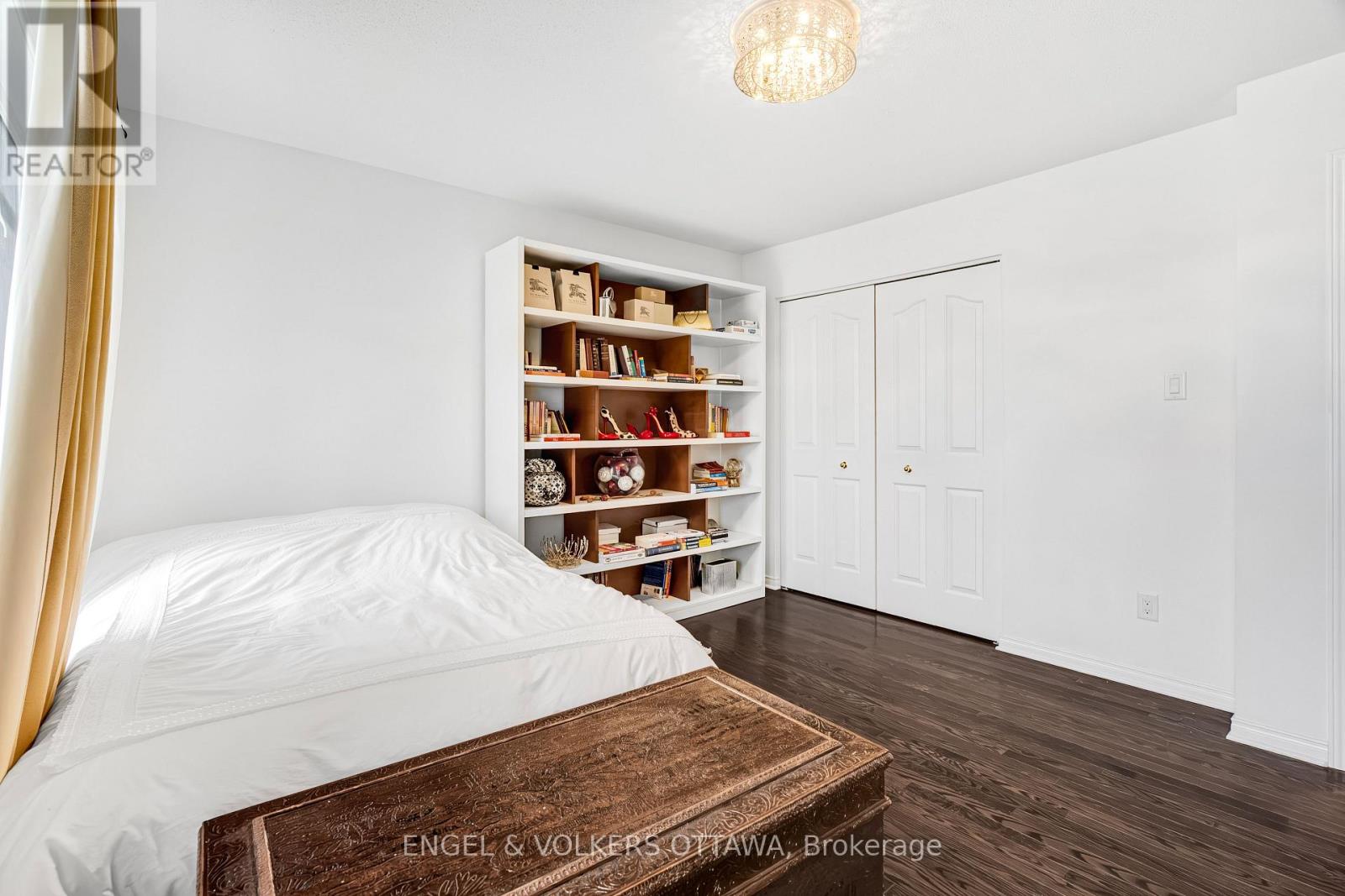 290 CITIPLACE DRIVE N - Image 31
